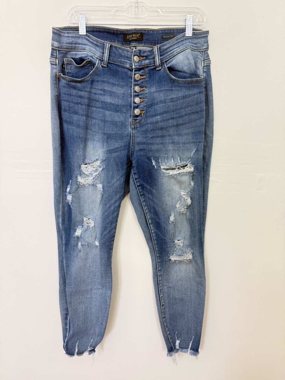 Judy Blue High-Rise Distressed Skinny Jeans K21